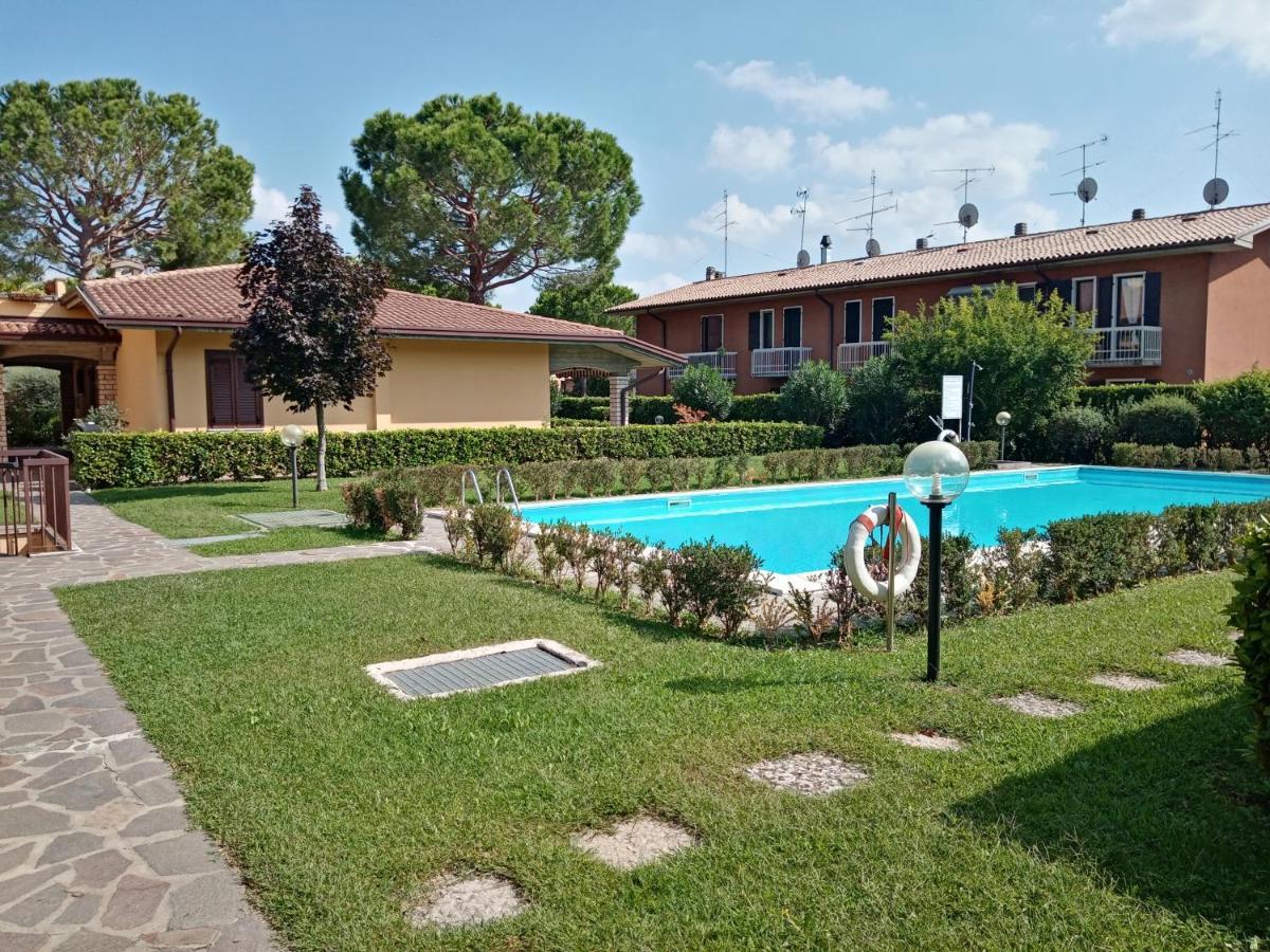 Casa Palmeta - 2 Bedrooms Apartment With Pool Sirmione Exterior foto