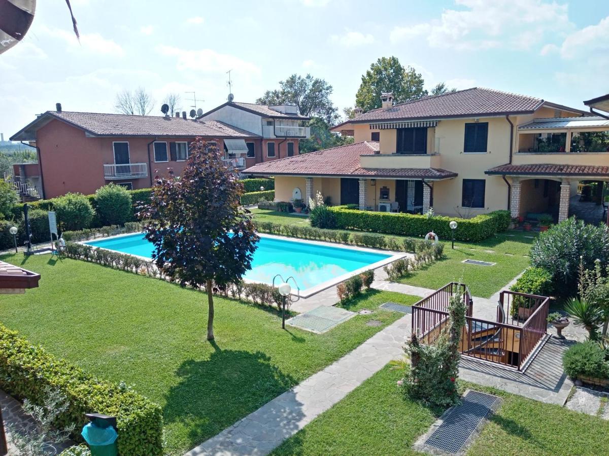 Casa Palmeta - 2 Bedrooms Apartment With Pool Sirmione Exterior foto