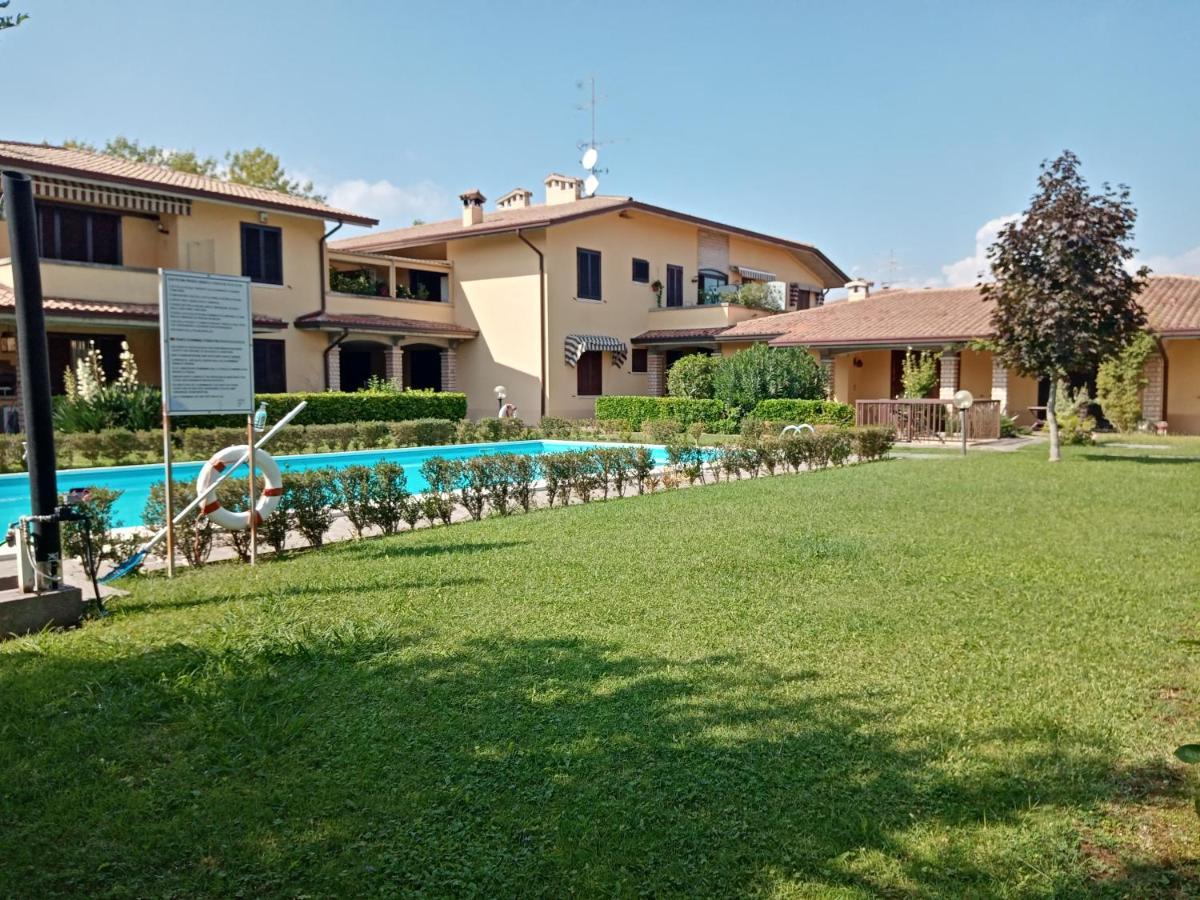 Casa Palmeta - 2 Bedrooms Apartment With Pool Sirmione Exterior foto